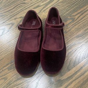Zara velvet Mary Jane flats